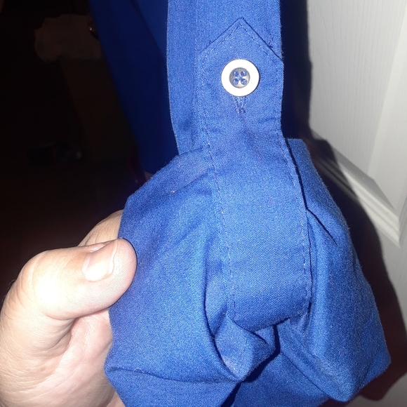 Button up - Picture 5 of 6